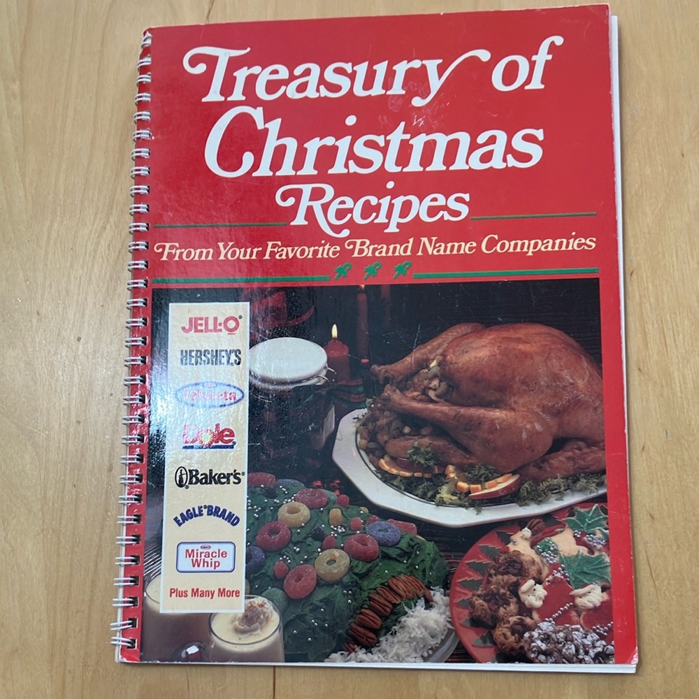 Treasury of Christmas Recipes 1989, perfect to find grandma’s recipes!
